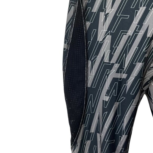 Nike Pro Athletic Leggings Womens Small Black Gray Hypercool Mesh Sides Workout - Picture 5 of 8